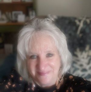 Meet your Posher, Jan